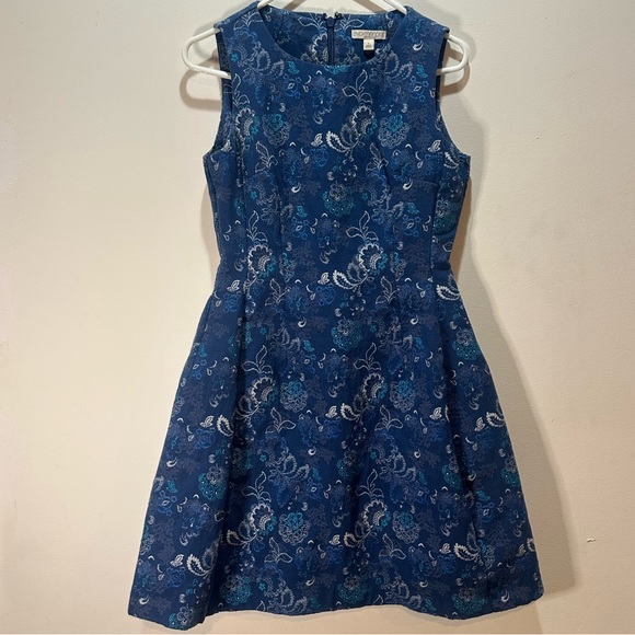 eva mendes for New York & Company Dresses & Skirts - Eva Mendes Blue Floral Dress Sleeveless Size 6